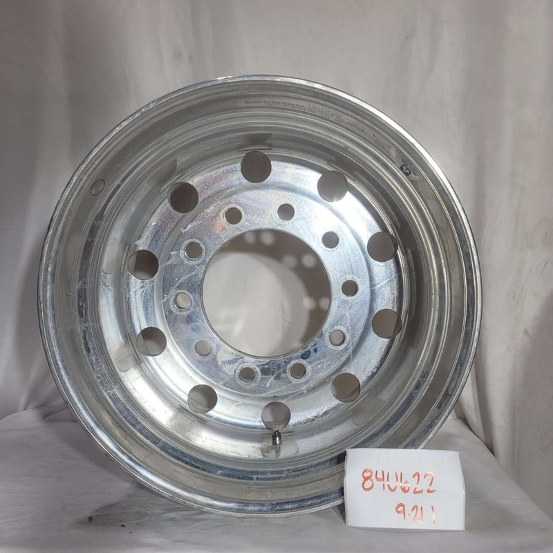 22.5×14.00 Alcoa 10x285mm Hub Pilot Mirror Polished (2″ Offset) (returned item)