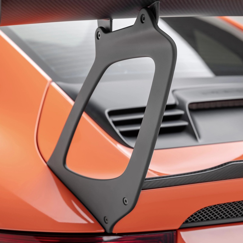 Vorsteiner – Porsche 991.1 911 GT3RS Extended Wing Risers