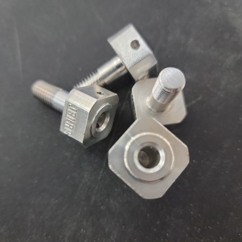 JBIRC Traxxas XO1 .75″ Square Wheel Hub Adapter to GRP 1/5th Scale (4pc set)