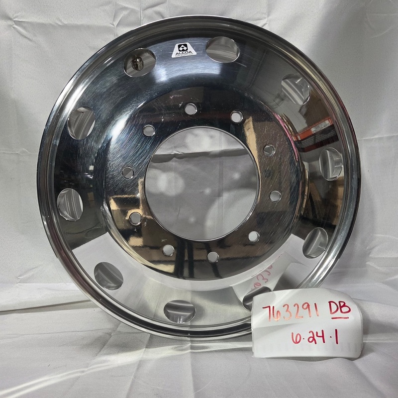 19.5×6.00 Alcoa 10x225mm Hub Pilot DuraBright Evo Front (returned item)