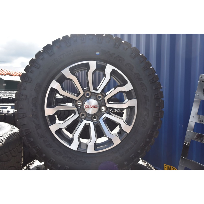 2022 GMC SIERRA 1500 OEM WHEELS AND TIRES PACKAGE GMC-W&T