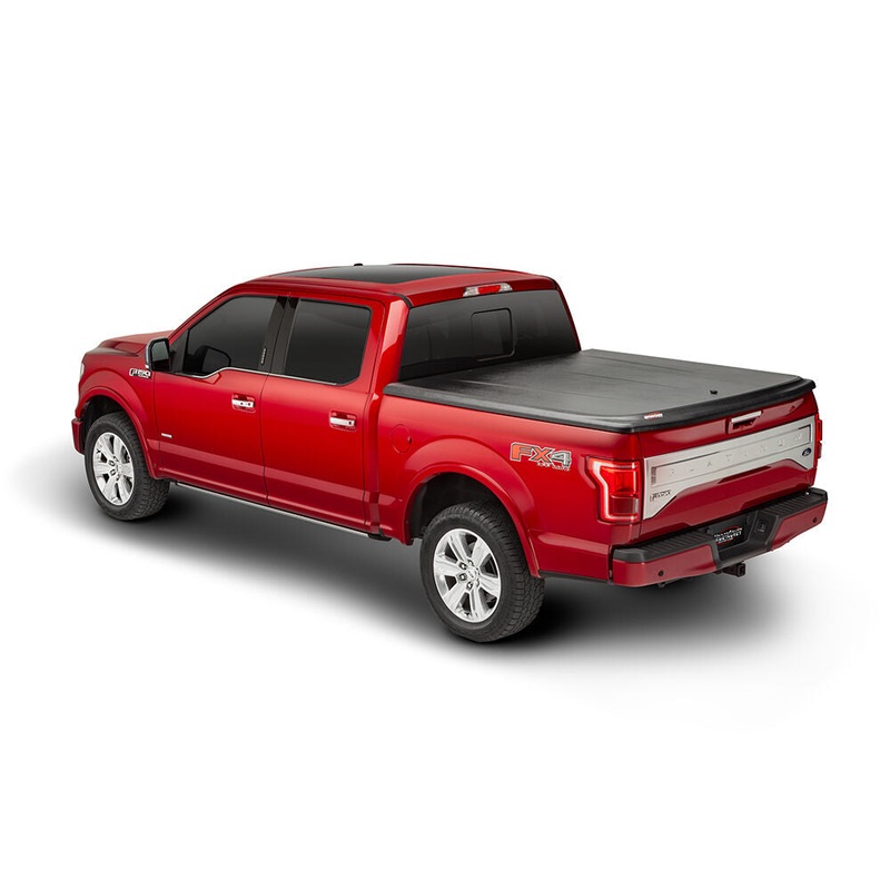 SE 16-22 Tac 5′ w/ Deck Rail System – Blk Txt UC4136
