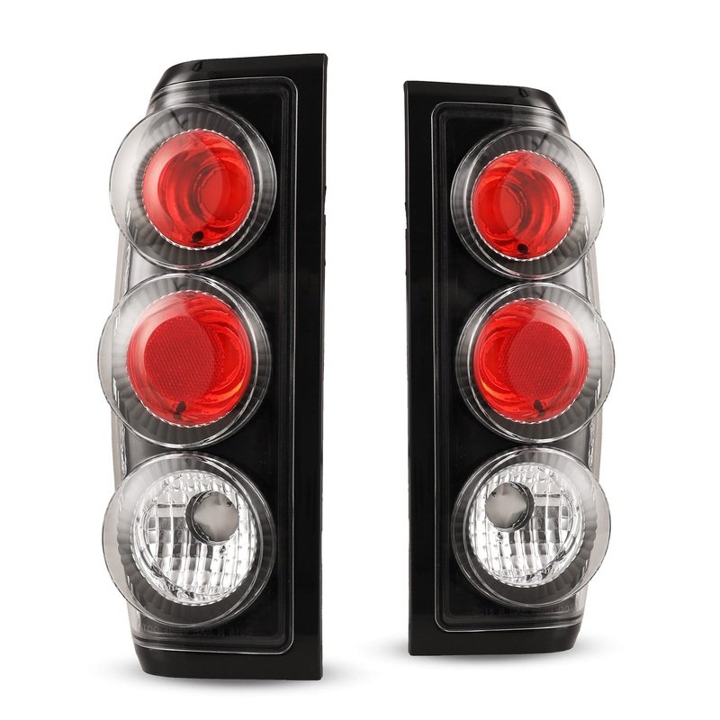For 1998-2004 Nissan Frontier Tail Light – Chrome/Clear