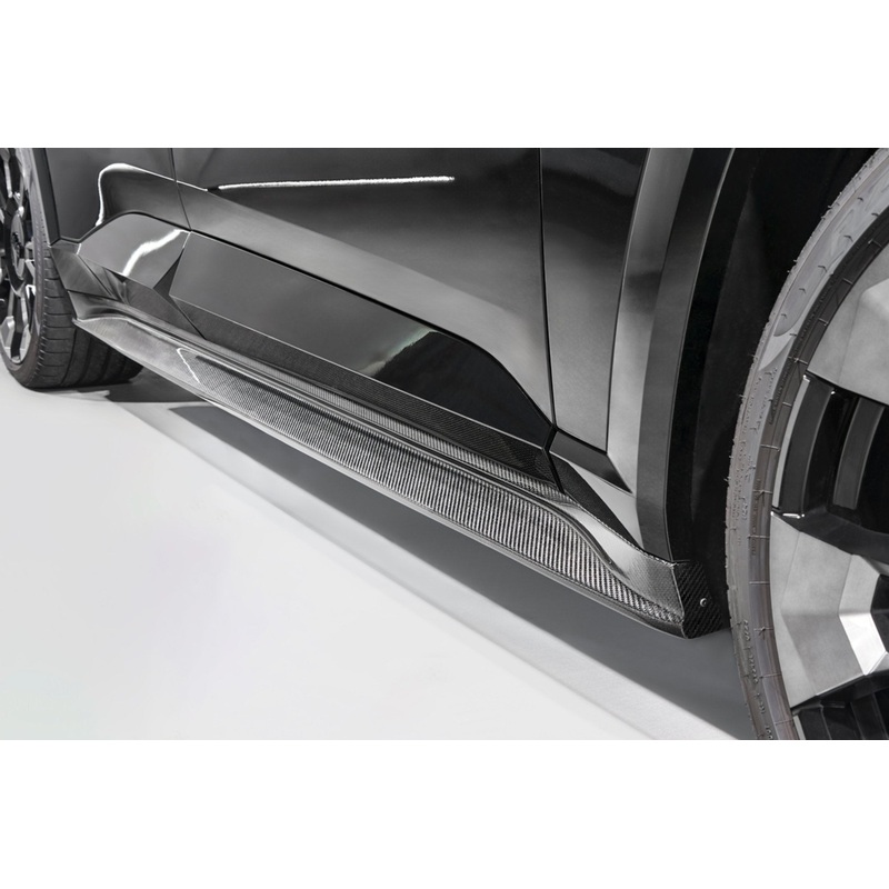 BMW XM G09 Carbon Fibre Side Skirts by 3D Design