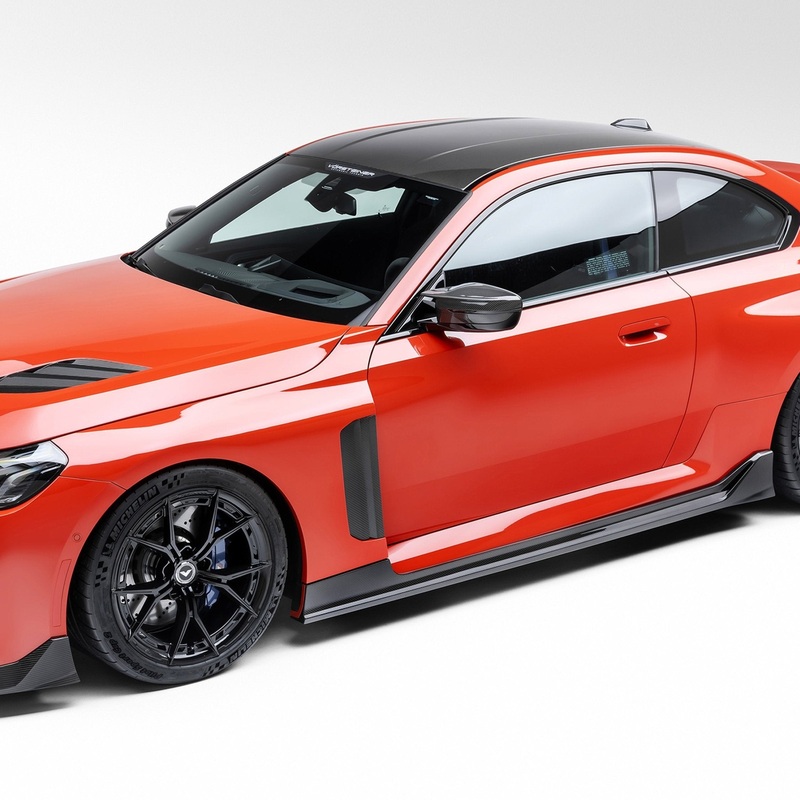 BMW G87 M2 VRS Aero Vented Fenders with Side Skirts by Vorsteiner
