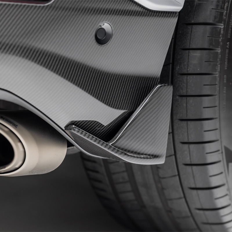 Lamborghini Urus Performante Edizione Aero Side Fins by Vorsteiner Carbon Fiber PP 2×2 Glossy