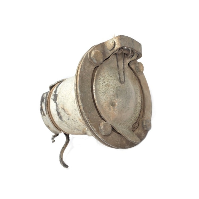 NOS (Take-Off) WWII Trailer Connector Female Plug with Cover – CC926056-A